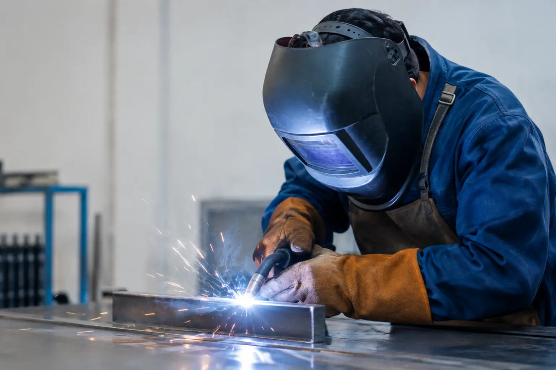 Casos de EPP en soldadura que exigen protección